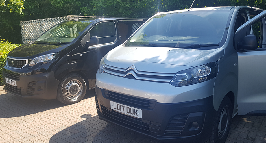 Citroen Dispatch, Peugeot Expert & Toyota Proace share WhatVan? Medium van of the year 2018!