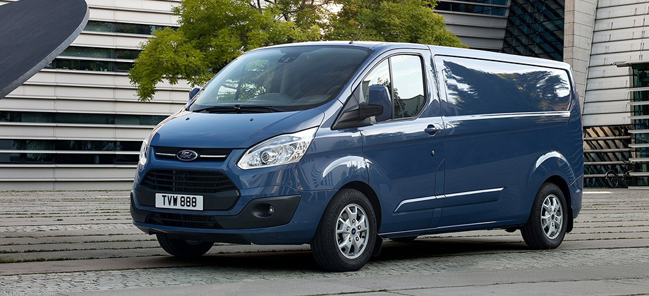 The new Ford Transit Custom AUTO