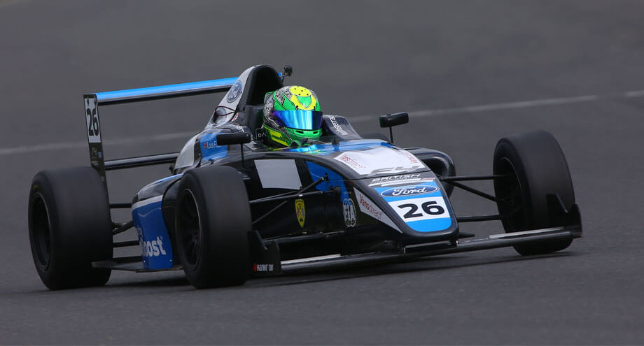 Vansdirect sponsored Louis Foster to make British F4 Debut