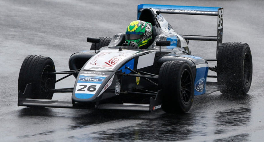 Louis Foster secures two podium finishes at Croft