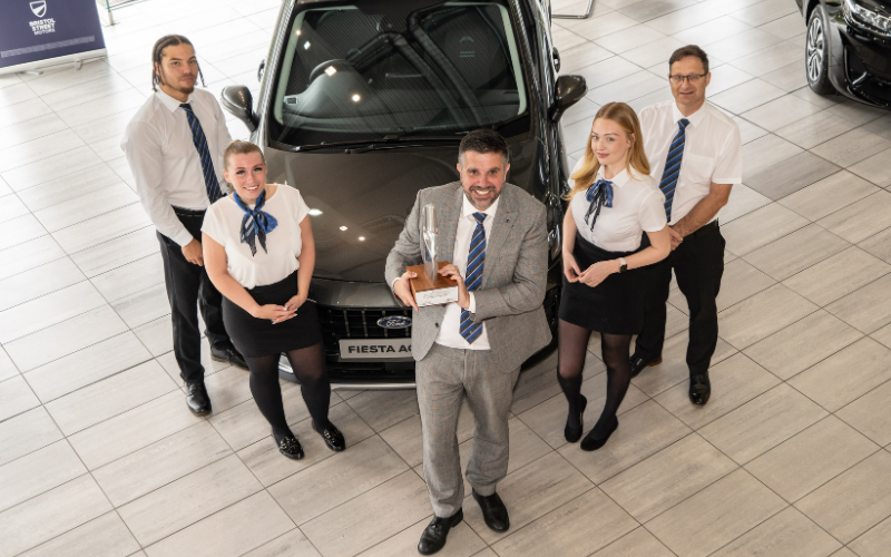 Bristol Street Motors Kings Norton Ford receives Ford President's Award