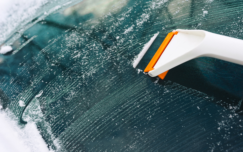 How to Properly Defrost Your Van's Windscreen