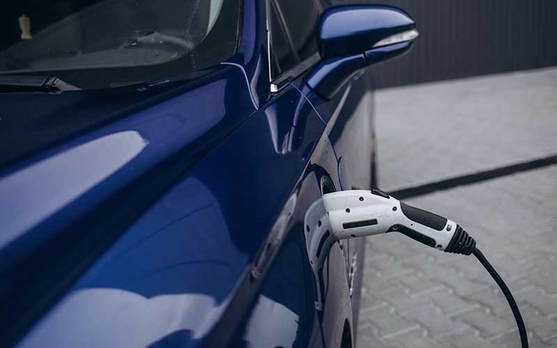 Charging your electric vehicle on the go
