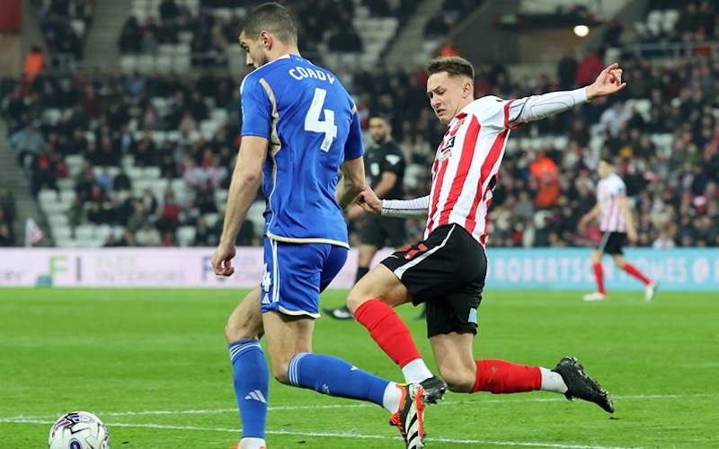 Sunderland Look Forwards After Double Disappointment
