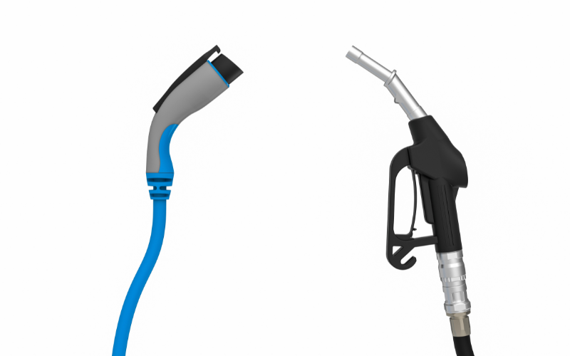 Electric cars vs. Petrol cars: Which is Better? The Pros and Cons