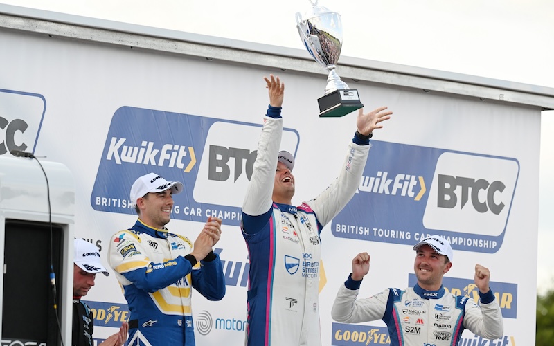 Team Bristol Street Motors Leads The Way At Croft