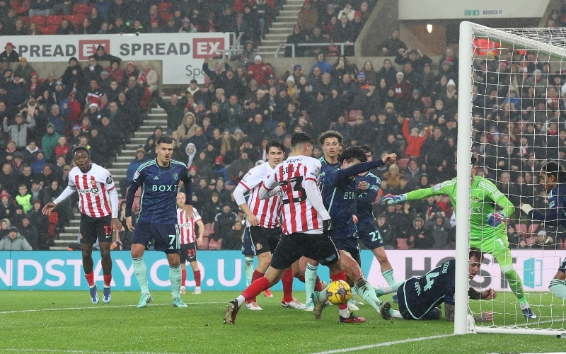 Sunderland Remain Well Placed After Leeds Success