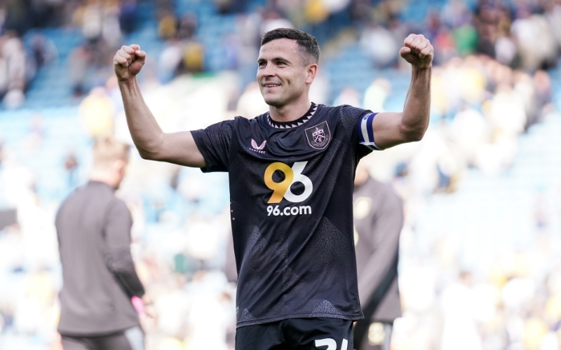 Burnley Battle Hard For Bristol City Success
