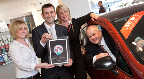 Vauxhall Chesterfield recognised for customer service