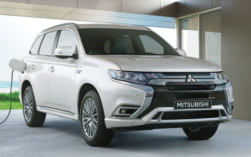 Why Choose The Outlander PHEV As Your Next Mitsubishi