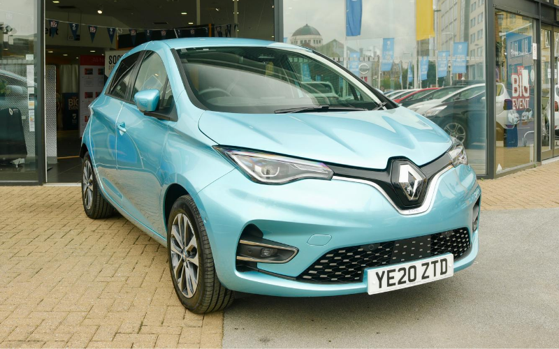 Taking a Closer Look at the New Renault Zoe: A Video Tour