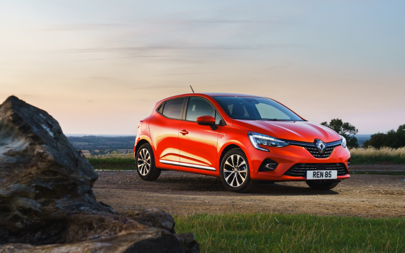 Renault Clio is Crowned Supermini of the Year at the 2020 Auto Express Awards