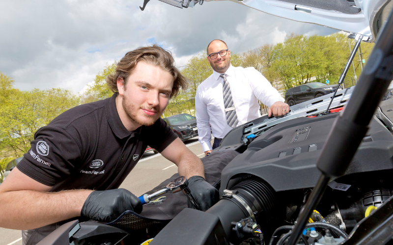 Farnell Dealerships On Hunt For Apprentices