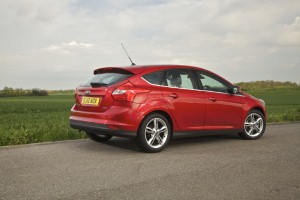 Cricket star receives 1,500,000th Ford Focus