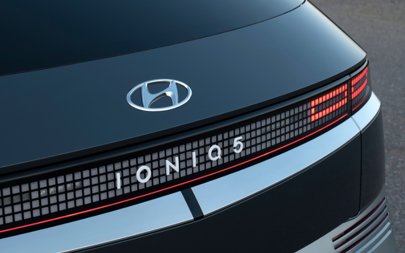 Hyundai Wins Double at UK Car of the Year Awards 2022
