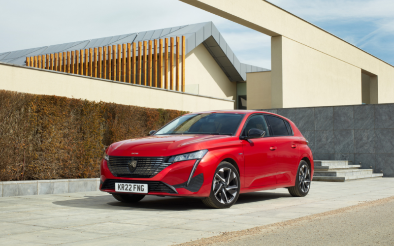 PEUGEOT 308 Front View