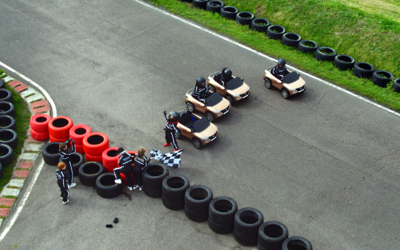 Nissan Formula E Team Drivers Teach Children About Electric Vehicles