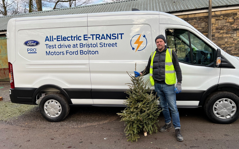 Bristol Street Motors Ford Bolton Supports Hospice's 'Green Christmas Appeal'