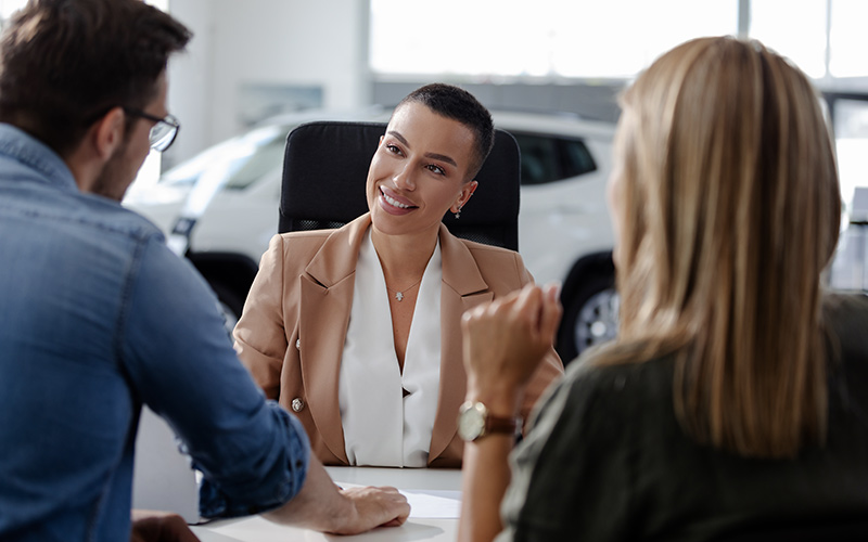 customers talking to a sales executive