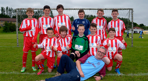 Macklin Motors kits out local junior football club