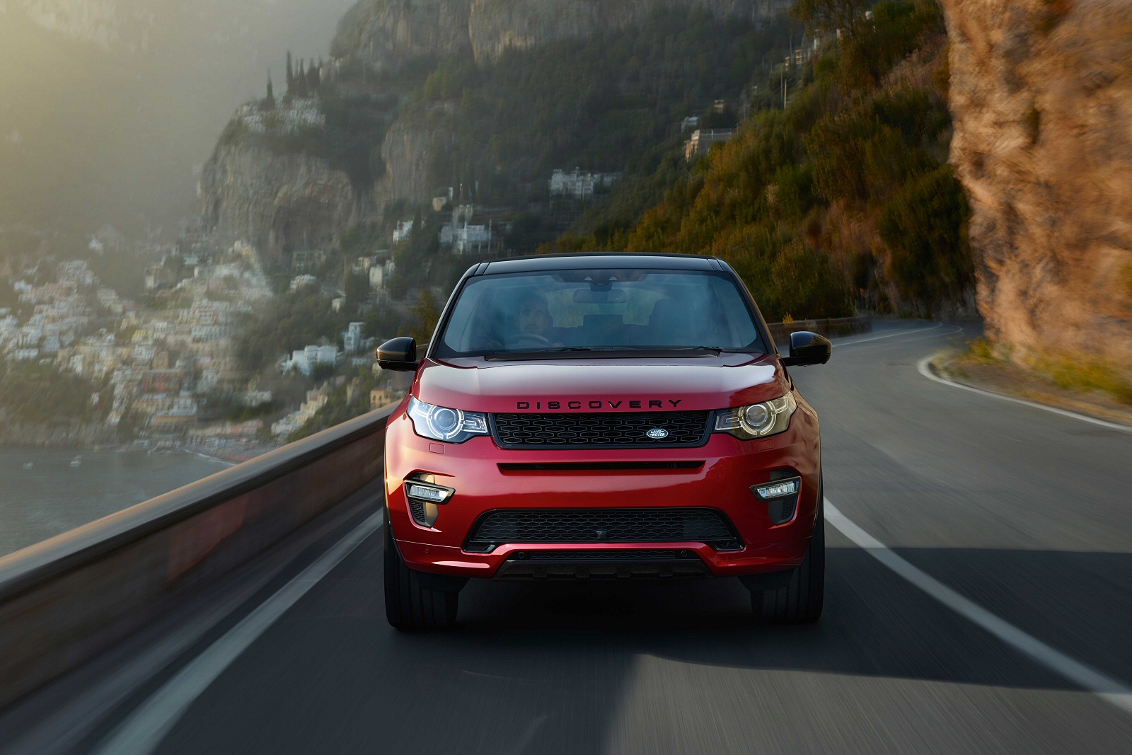 Our Favourite Features of the Land Rover Discovery Sport