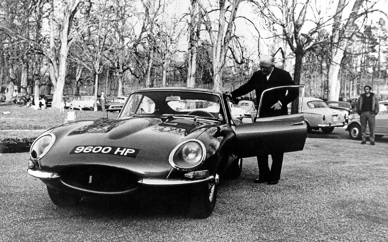 The Iconic Jaguar E-Type Celebrates Its 60th Anniversary