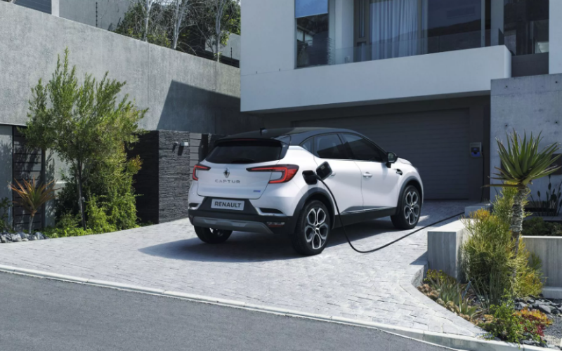 captur e-tech