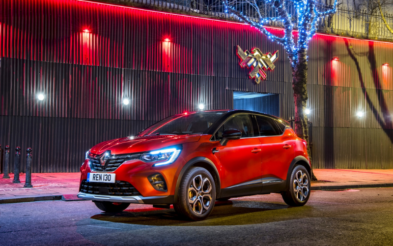 The All-New Renault Captur Wins Best Small SUV Title at Auto Express Awards