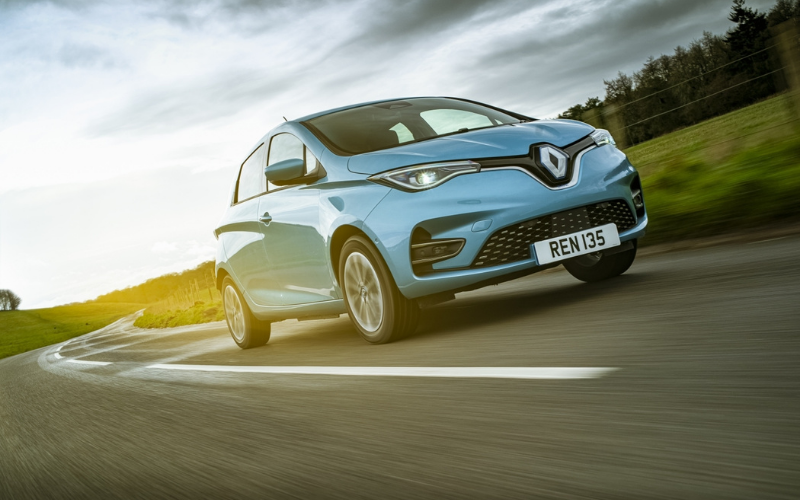 Renault Scores a Hat Trick at the Carbuyer Best Car Awards 2021
