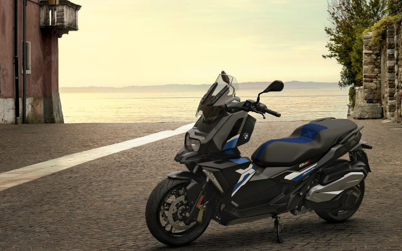 Meet The All-New BMW C 400 X And C 400 GT