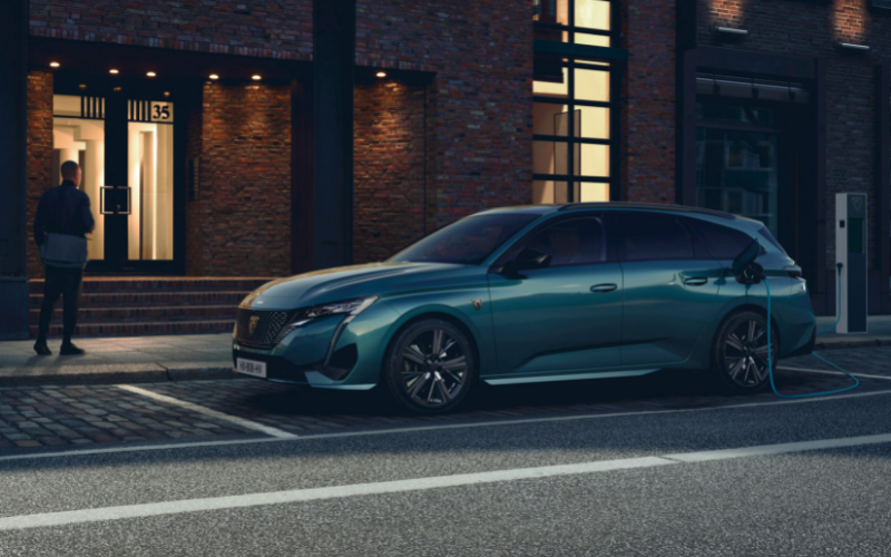 70% Of PEUGEOT Models To Be Electric In 2021