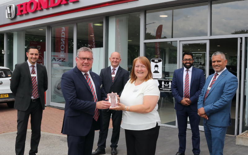 National Award For Colleague At Doncaster And Mansfield Honda Dealership