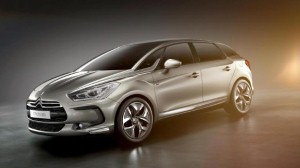 Citroen showcases DS5