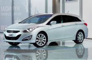 Hyundai unveils i40 details