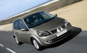 Renault delighted with awards win for Scenic