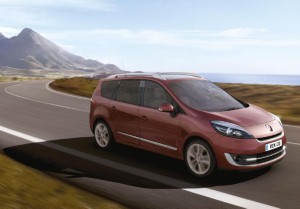 Renault announces Scenic facelift