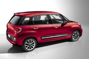 Fiat to unveil 500L in Geneva