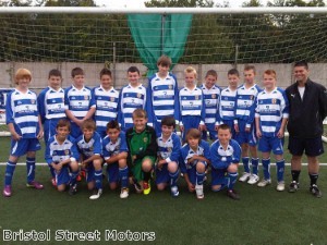 Bristol Street Motors supports local youth football team