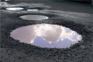 New car drivers 'could claim on insurance for pothole damage'