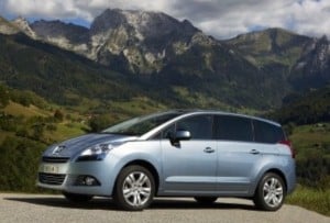 Peugeot 5008 secures MPV award