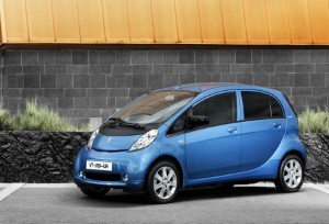 Peugeot readies all-electric car