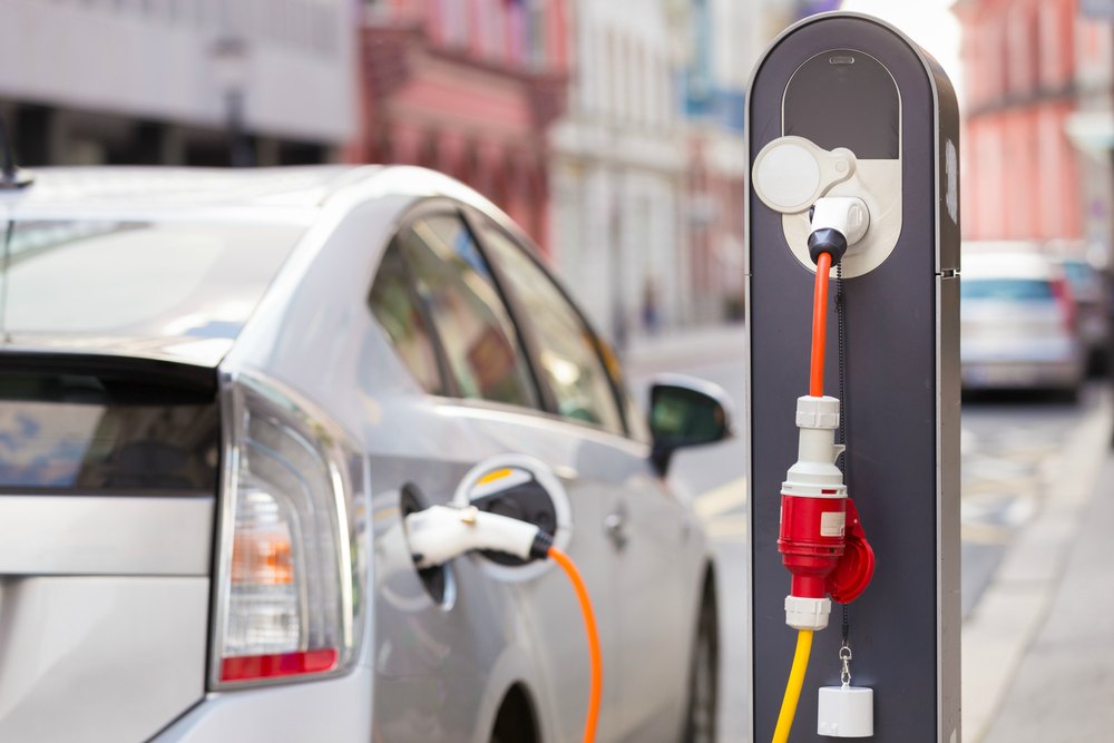 How do Hybrid Cars Work? Bristol Street Motors