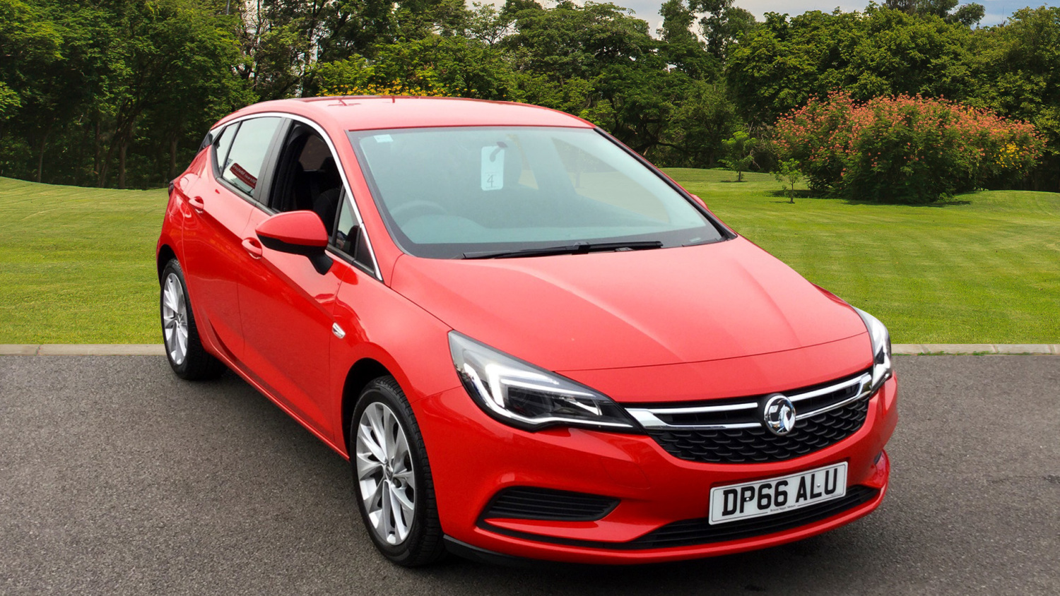 Buy Online Vauxhall Astra 1.0T 12V ecoFLEX Design 5dr Petrol Hatchback ...